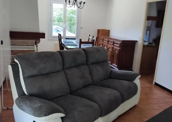 Maison De Village * Alignan-du-Vent